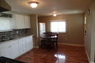 17 Antil, Mt Pleasant Twp, PA 15057 - Photo 6