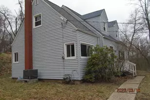 5924 Kings School Rd, Bethel Park, PA 15102 - Photo 4