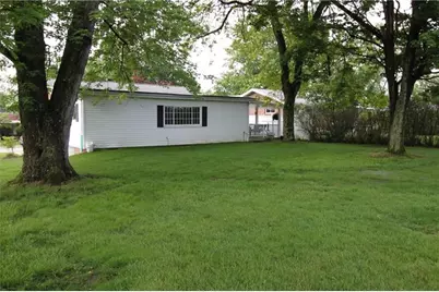 3753 Evergreen Dr, Monroeville, PA 15146 - Photo 2