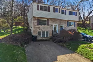538 Pine Line Dr, Pittsburgh, PA 15237 - Photo 2