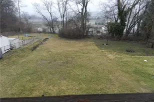 1933 Pennsylvania Ave, West Mifflin, PA 15122 - Photo 28