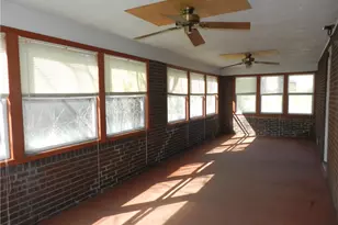 1933 Pennsylvania Ave, West Mifflin, PA 15122 - Photo 10