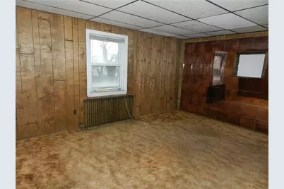 1933 Pennsylvania Ave, West Mifflin, PA 15122 - Photo 16