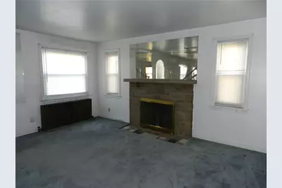 1933 Pennsylvania Ave, West Mifflin, PA 15122 - Photo 8