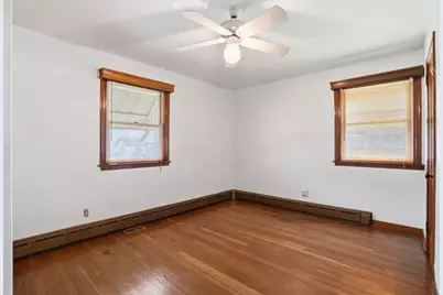 127 Amelia St, McKees Rocks, PA 15136 - Photo 12