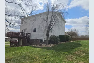 101 Sunrise Cove Ln, Center Township, PA 16001 - Photo 22