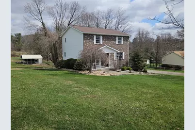 101 Sunrise Cove Ln, Center Township, PA 16001 - Photo 2