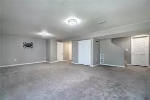 512 Isabella Ct, Moon/Crescent Twp, PA 15108 - Photo 24