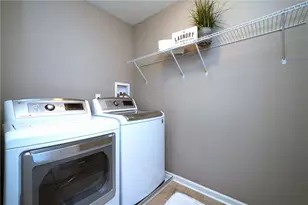 512 Isabella Ct, Moon/Crescent Twp, PA 15108 - Photo 22