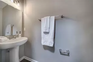 512 Isabella Ct, Moon/Crescent Twp, PA 15108 - Photo 14