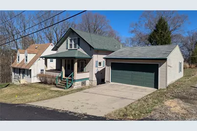 914 18th Ave, Beaver Falls, PA 15010 - Photo 1