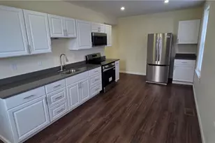 537 N Edgewood Ave, Somerset Boro, PA 15501 - Photo 2