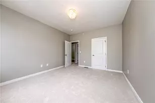 10073 Old Perry Hwy, Pittsburgh, PA 15090 - Photo 4