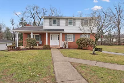 2429 Brownfield Dr, Hempfield Township, PA 15601 - Photo 2