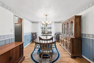 2429 Brownfield Dr, Hempfield Township, PA 15601 - Photo 14