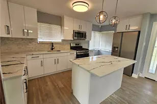 392 Center Grange Rd, Center Township, PA 15061 - Photo 6