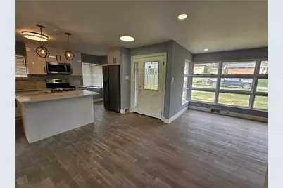 392 Center Grange Road, Center Township, PA 15061 - Photo 8