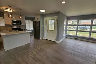 392 Center Grange Rd, Center Township, PA 15061 - Photo 8