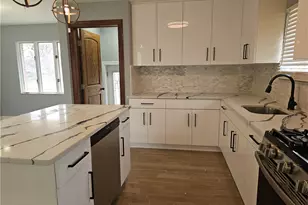 392 Center Grange Rd, Center Township, PA 15061 - Photo 14