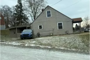 1406 Pike St, Port Vue, PA 15133 - Photo 2