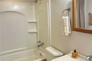 680 Carriage Cir, Pittsburgh, PA 15205 - Photo 16