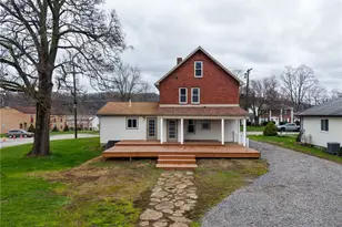 319 McKim St, Zelienople, PA 16063 - Photo 8