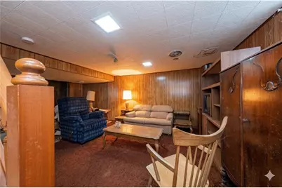 420 Violet Dr, Lower Burrell, PA 15068 - Photo 12