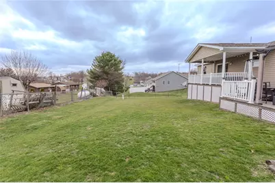 112 Colonial Ln, North Union Township, PA 15401 - Photo 10