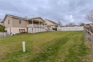 112 Colonial Ln, North Union Township, PA 15401 - Photo 6