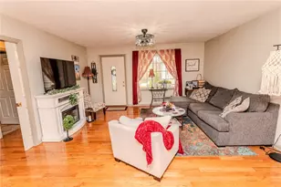 112 Colonial Ln, North Union Township, PA 15401 - Photo 12