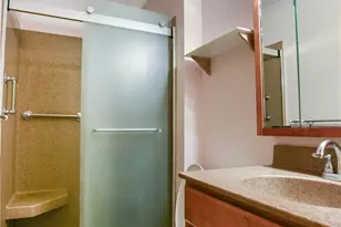 547 Cresthaven Dr, Pittsburgh, PA 15239 - Photo 10