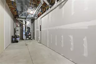 240 E Jefferson St, Pittsburgh, PA 15212 - Photo 42