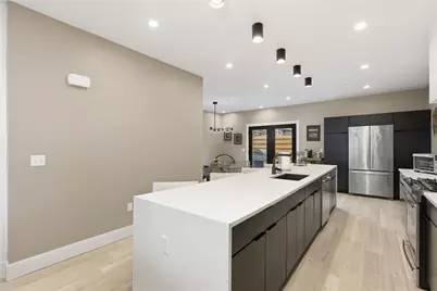 240 E Jefferson St, Pittsburgh, PA 15212 - Photo 18