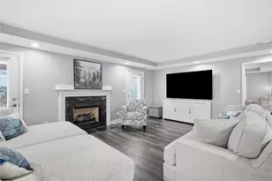 2339 Mcdevitt Rd, Pittsburgh, PA 15143 - Photo 12