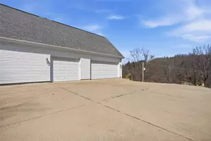 2339 Mcdevitt Rd, Pittsburgh, PA 15143 - Photo 46