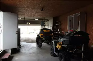 415 Mercury St, Derry Township, PA 15650 - Photo 10