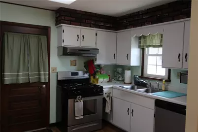 415 Mercury Street, Derry Township, PA 15650 - Photo 14