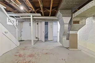 2721 Pyramid Ave, Pittsburgh, PA 15227 - Photo 24