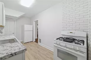 2721 Pyramid Ave, Pittsburgh, PA 15227 - Photo 12