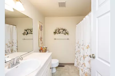 185 Princeton Dr, Center Township, PA 15001 - Photo 30