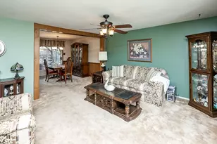 185 Princeton Dr, Center Township, PA 15001 - Photo 18