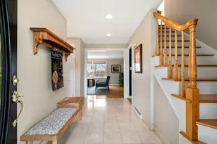 131 Wilmar Dr, Pittsburgh, PA 15238 - Photo 6