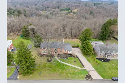 131 Wilmar Drive, Pittsburgh, PA 15238 - Photo 1