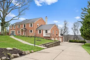 131 Wilmar Dr, Pittsburgh, PA 15238 - Photo 1