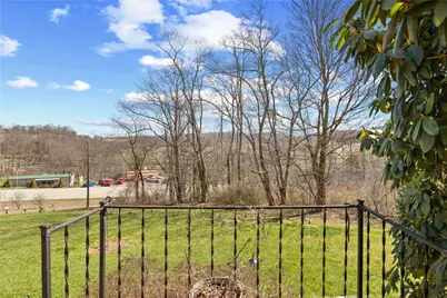 891 Main Street, Addison Boro, PA 15411 - Photo 24