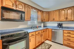 245 Wyngate Rd, Moon/Crescent Twp, PA 15108 - Photo 20