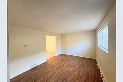 448 Brierly Ln #422, West Mifflin, PA 15122 - Photo 6