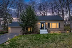205 Woodland Dr, Neshannock Township, PA 16105 - Photo 1