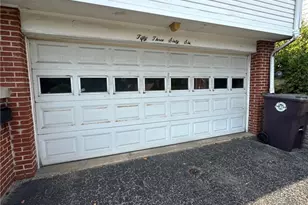 5366 Brownsville Rd, Pittsburgh, PA 15236 - Photo 2