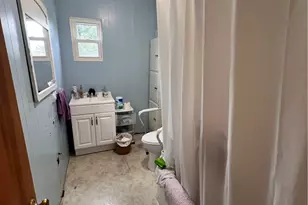 24 N Mill St, New Salem, PA 15468 - Photo 8